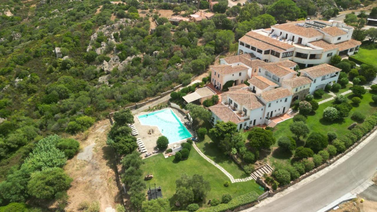 Hotel Micalosu Cannigione Bagian luar foto