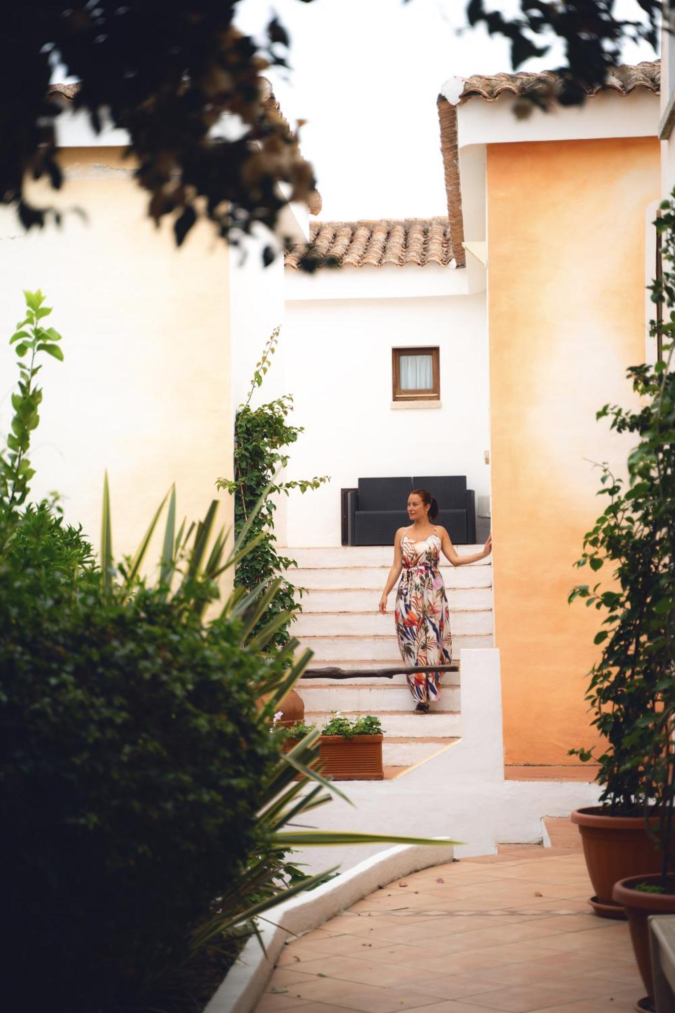 Hotel Micalosu Cannigione Bagian luar foto