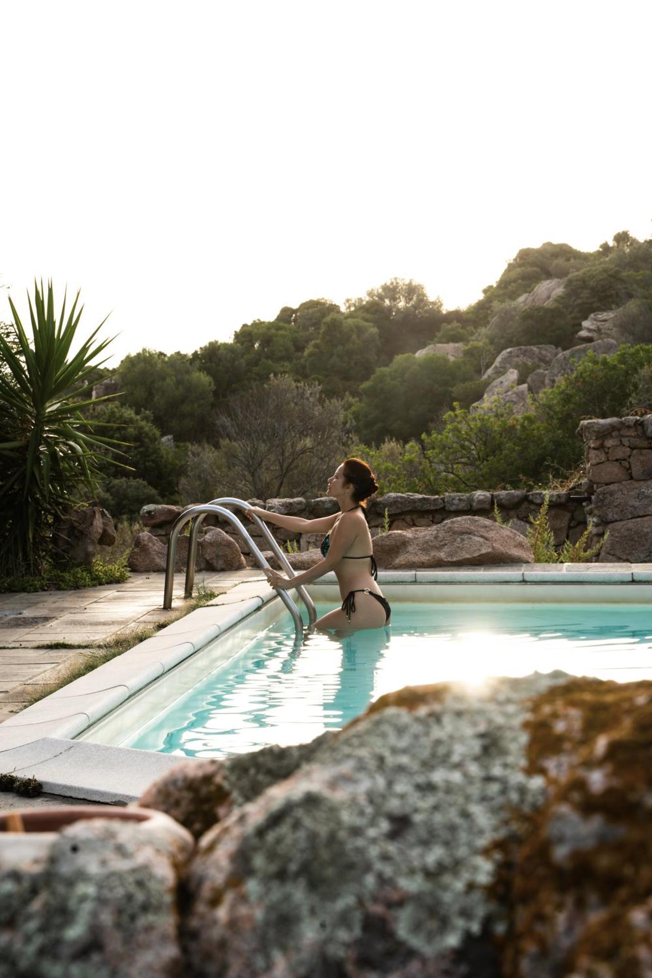 Hotel Micalosu Cannigione Bagian luar foto
