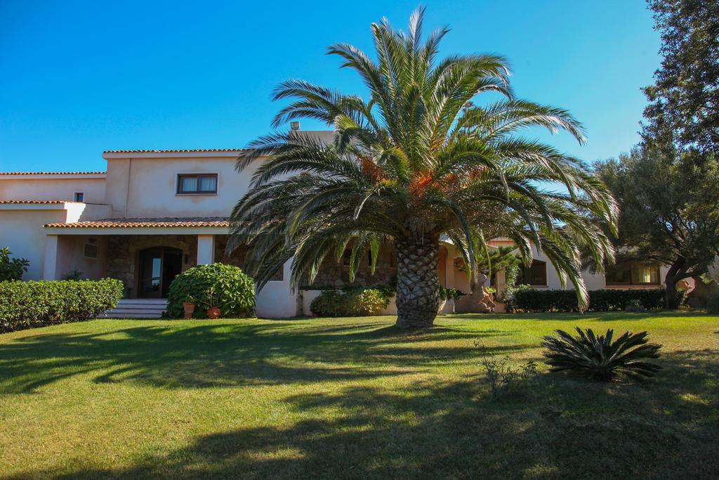 Hotel Micalosu Cannigione Bagian luar foto
