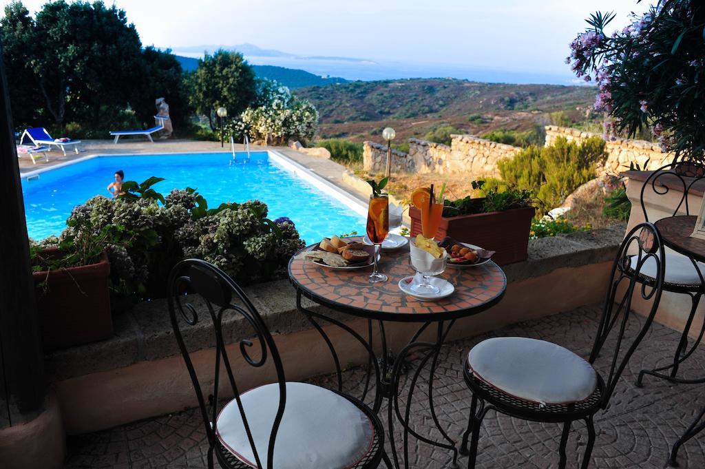 Hotel Micalosu Cannigione Bagian luar foto